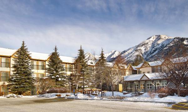 Coast Canmore Hotel & Conference Centre