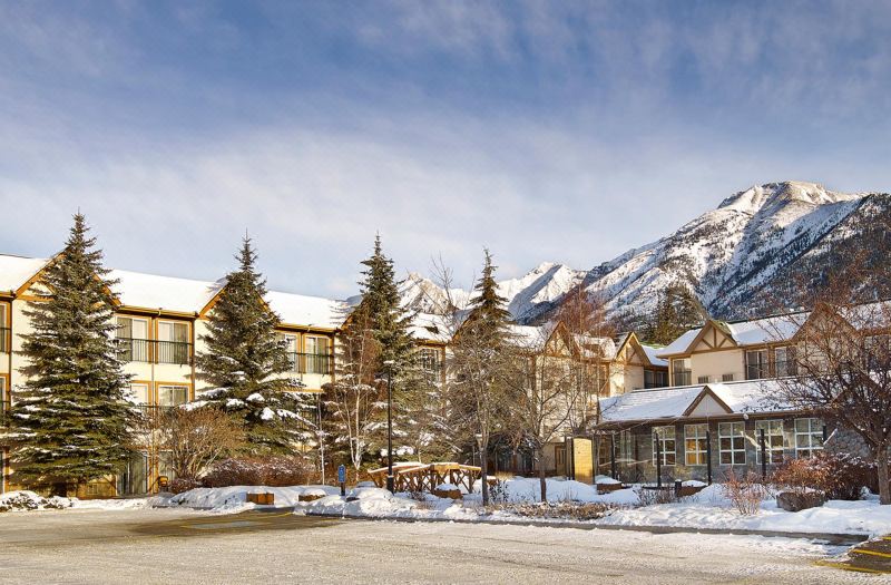 Coast Canmore Hotel & Conference Centre