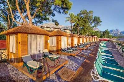 Crystal Aura Beach Resort & Spa - Ultimate All Inclusive فنادق في كيمير