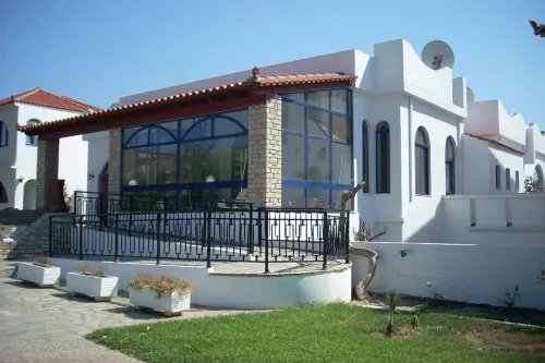 Saint Nicholas Hotel Samos - موقف سيارات