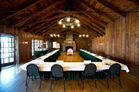 Skyland Resort Hotels in Luray