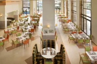 Ramada Resort by Wyndham Dead Sea Отели в г. 