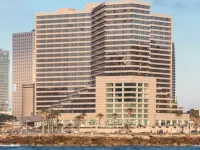 InterContinental Hotels David Tel Aviv Отели рядом с достопримечательностью «Парк Лесли энд Сьюзен Гонда»