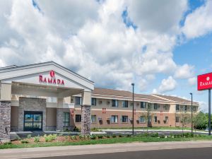 Ramada by Wyndham Minneapolis Golden Valley