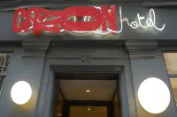 Hôtel Crayon Hotel in zona Le Spa Dans le Noir ?