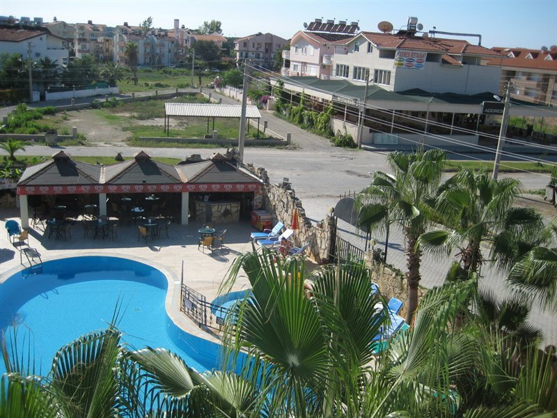 Semoris Hotel