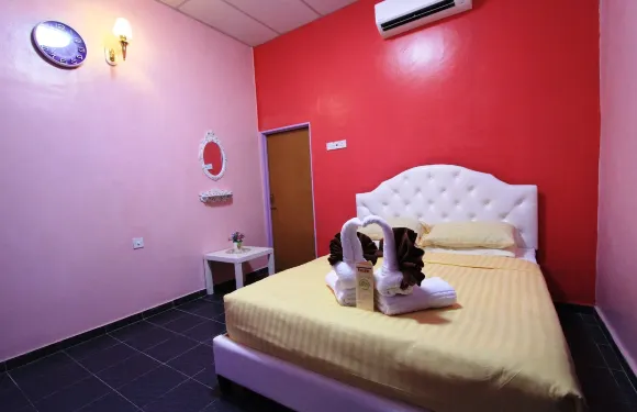 塔曼內加拉河景山林小屋