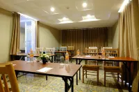 Tibera Ciumbuleuit Hotels in Cidadap
