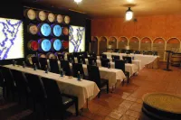 Complejo Enoturístico Finca la Estacada Hotels in Tarancon