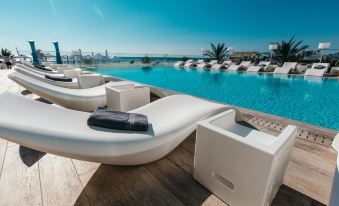 Hotel Opera Mamaia