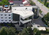 Best Western Plus Lido Hotel Các khách sạn ở Giroc