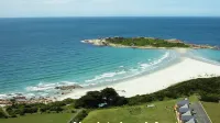 Diamond Island Resort, Restaurant & Bar and Penguin Show Hoteles en Bicheno
