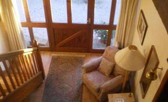 Isles Field Barn Bed and Breakfast - Housity