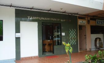Tambunan Inn