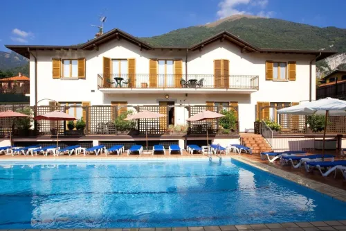 Hotel Lenno - 4-Star