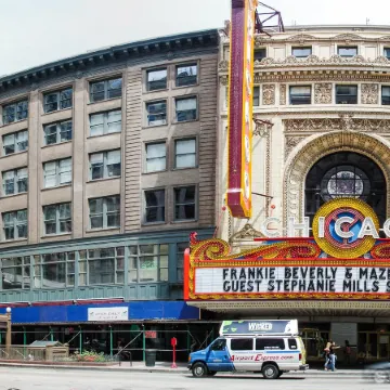 Cambria Hotel Chicago Loop - Theatre District Отели рядом с достопримечательностью «Театр Чикаго»