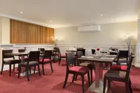 Ramada by Wyndham Chorley South - breakfast