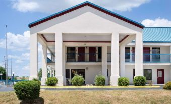 Econo Lodge Canton I-55