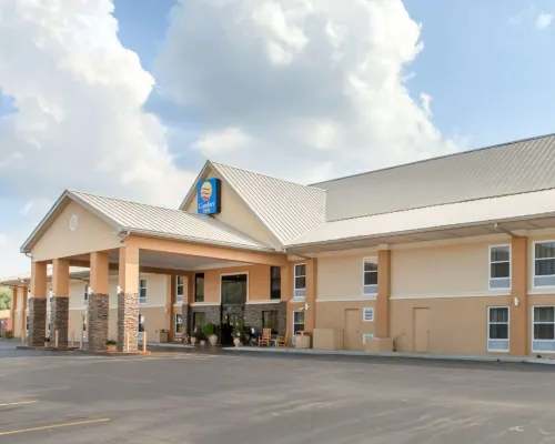 Comfort Inn at Royal Blue Hotels in Campbell County