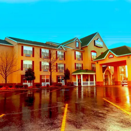 Comfort Inn & Suites North Little Rock JFK Blvd Отели в г. Норт-Литл-Рок