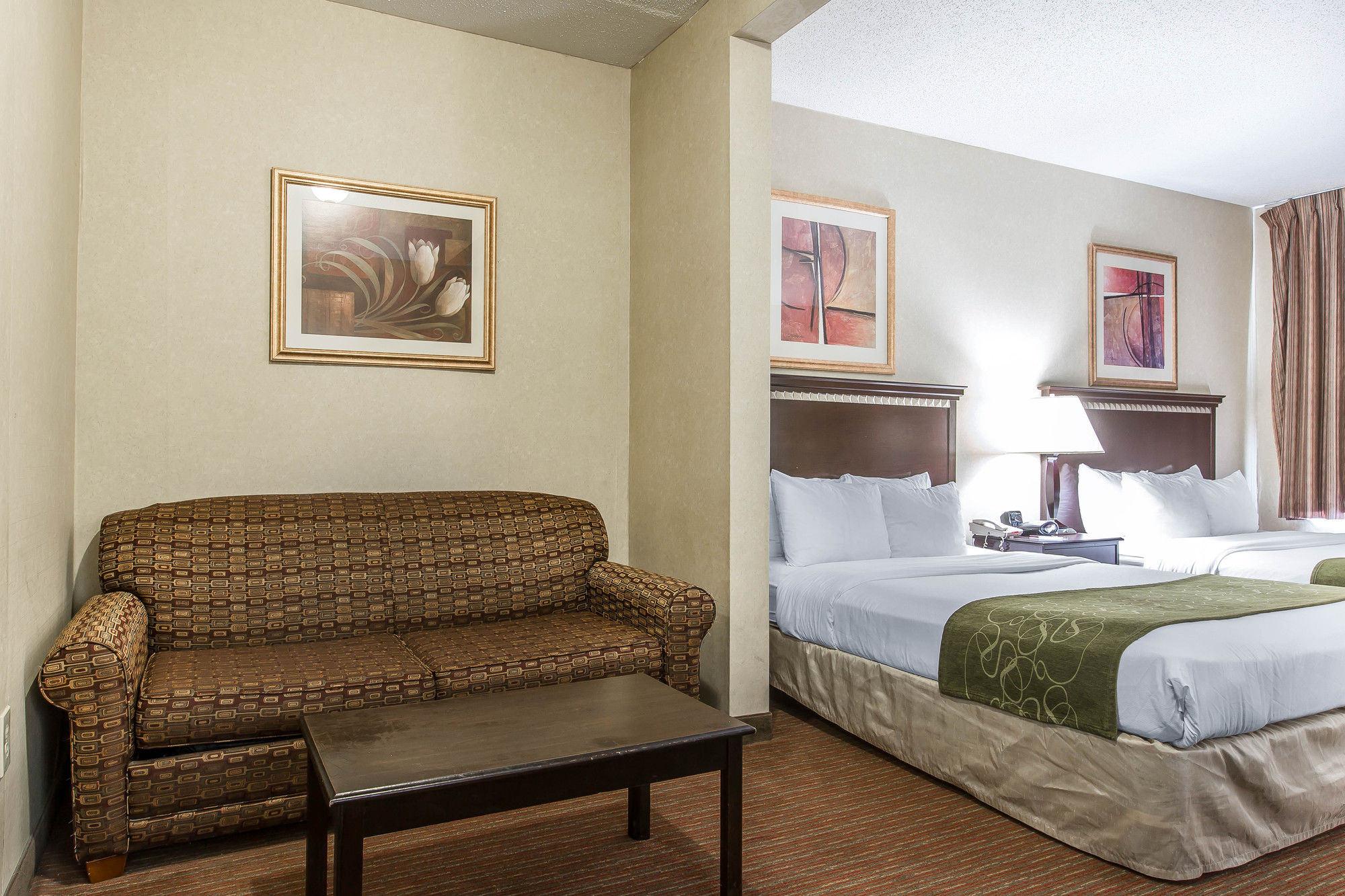 Comfort Suites Omaha East-Council Bluffs