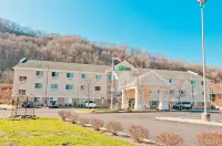Holiday Inn Express & Suites Charleston-Kanawha City Hotels in Charleston