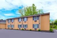 Motel 6 Putnam, CT فنادق في 