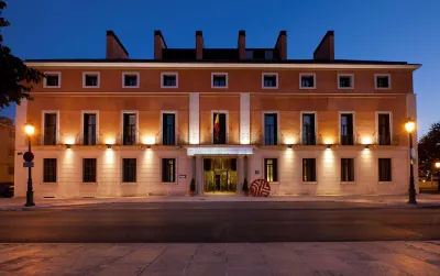 NH Collection Palacio Aranjuez فنادق في آرنخويث