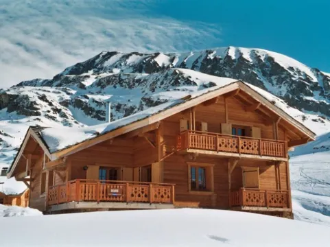 節日夫人阿提珀特小屋飯店