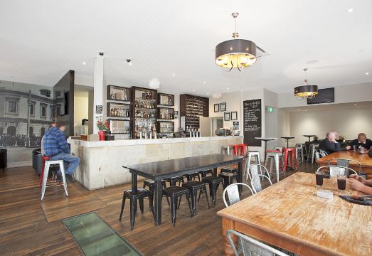 Comfort Inn Western Hotel Overview