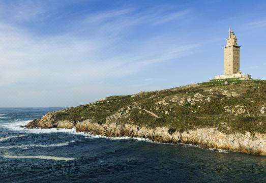 이비스 스타일스 아 코루나의 깨끗한 로비와 부대시설