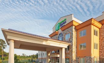 Holiday Inn Express & Suites Marshall