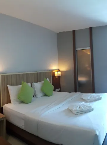 ห้องซูพีเรียร์ เตียงใหญ่ 1 เตียง