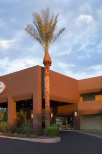 Hotel dekat Oakley Store, scottsdale 