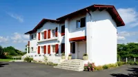 Hotel Restaurant Baratxartea Hotels in Saint-Pee-sur-Nivelle