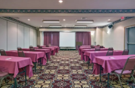 Baymont by Wyndham Auburn Hotels in Auburn