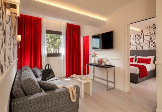 호텔 아메리칸 팰리스 에우르