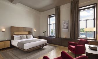 Hotel 71 by Preferred Hotels & Resorts