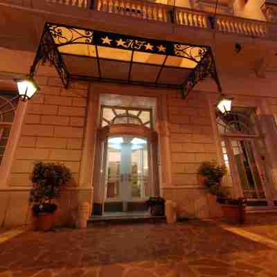 Hotel de La Ville Hotel Exterior