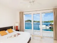 Coral Beach Club Villas & Marina - 4 ดาว