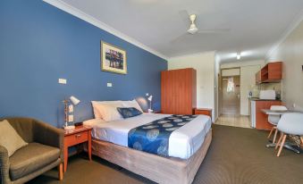 Darwin City Edge Motel & Suites