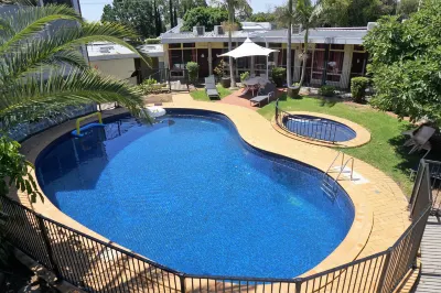 Jacksons Motor Inn Hotel di 