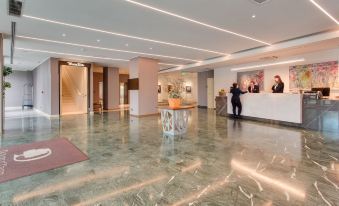 DoubleTree by Hilton Cluj - City Plaza