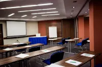 CE Plaza Hotel