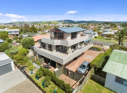 Boatshed Motel Apartments