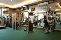 Grand Jatra Hotel Pekanbaru - Gym