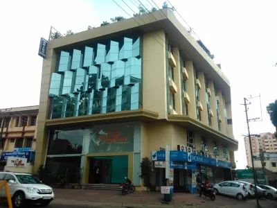 Srinivas Saffron Hotel Hotels near Sultan Bathery