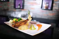 Aston Bojonegoro City Hotel - sarapan