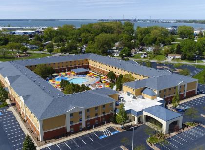 Cedar Point's Express Hotel