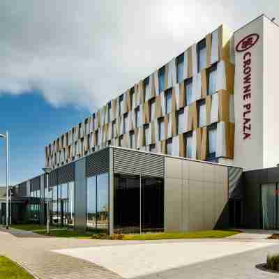 Crowne Plaza Aberdeen Airport Hotel Exterior